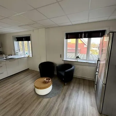 Apartment Exotic Basement In The Center Of
