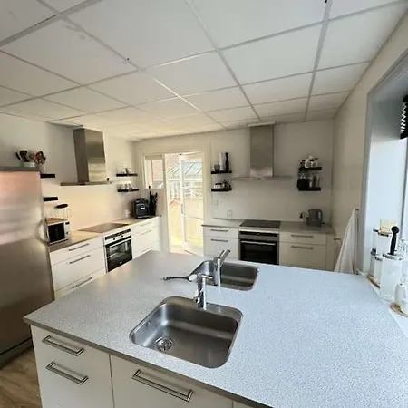 Exotic Basement In The Center Of * Herning